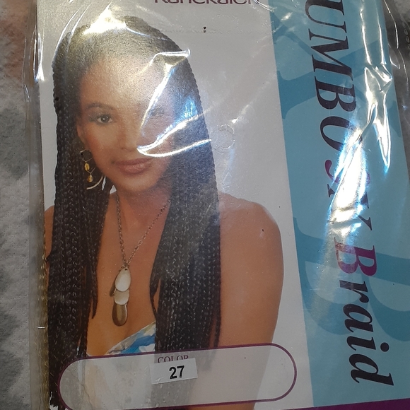 Vivica A. Fox Hair collection 100% kanekalon braiding hair - Picture 2 of 7